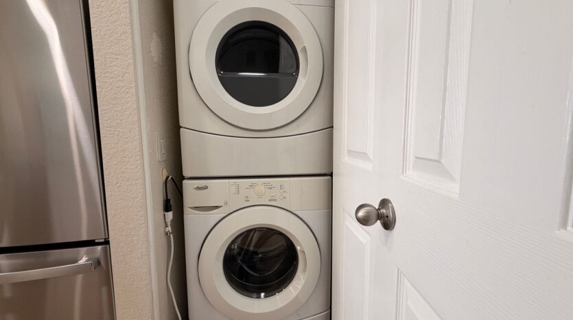 250 Santa Fe #303 - Sunnyvale - California - 2 bed, 2 bath rental property