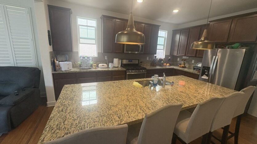 2532 Judith Resnik Ave - Sacramento - California - 4 bed, 2.5 bath rental property