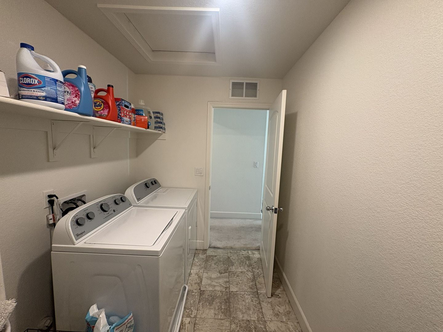 2532 Judith Resnik Ave - Sacramento - California - 4 bed, 2.5 bath rental property