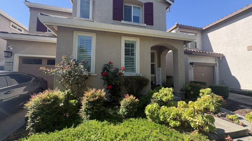 2532 Judith Resnik Ave - Sacramento - California - 4 bed, 2.5 bath rental property