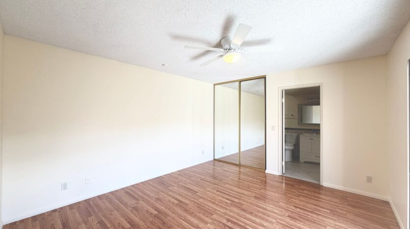 2550 Miramonte Circle E Unit C - Palm Springs - California - 3 bed, 2.5 bath rental property