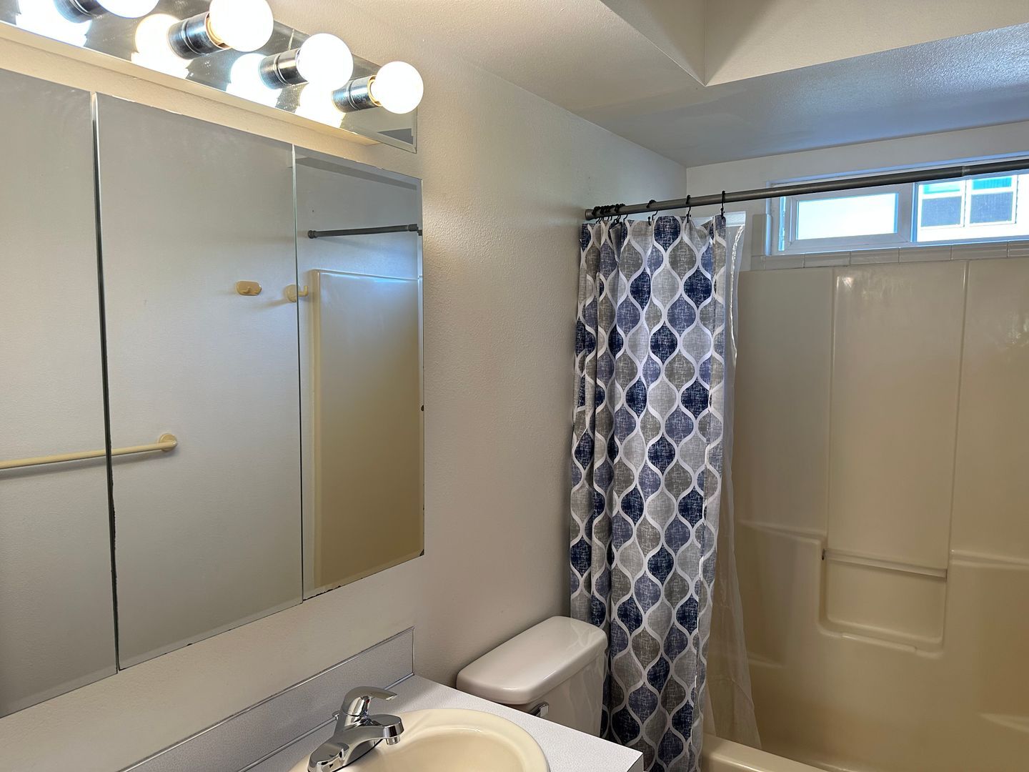 2601 Patton St - #3 - Bellingham - Washington - 1 bed, 1 bath rental property