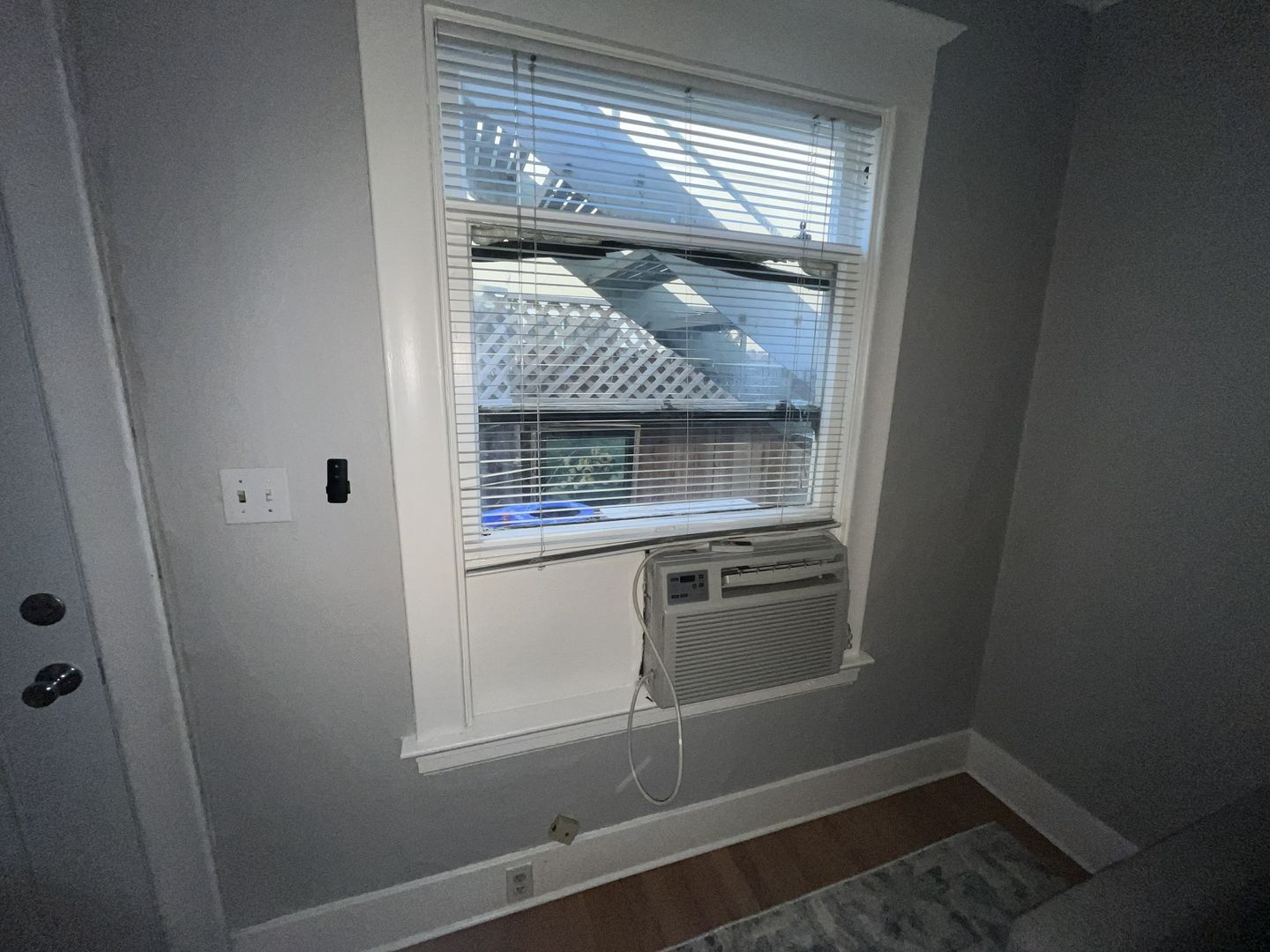 2612-2614 Q ST  - Sacramento - California - 1 bed, 1 bath rental property