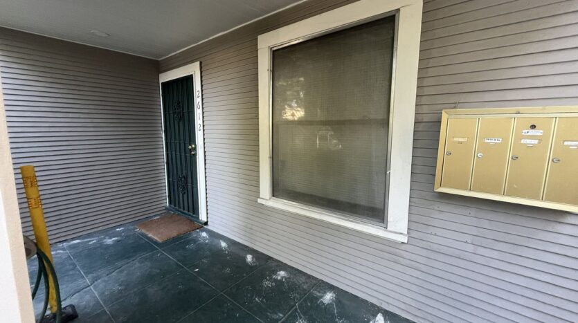 2612-2614 Q ST  - Sacramento - California - 2 bed, 1 bath rental property