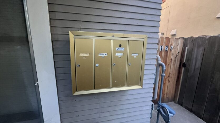 2612-2614 Q ST  - Sacramento - California - 2 bed, 1 bath rental property