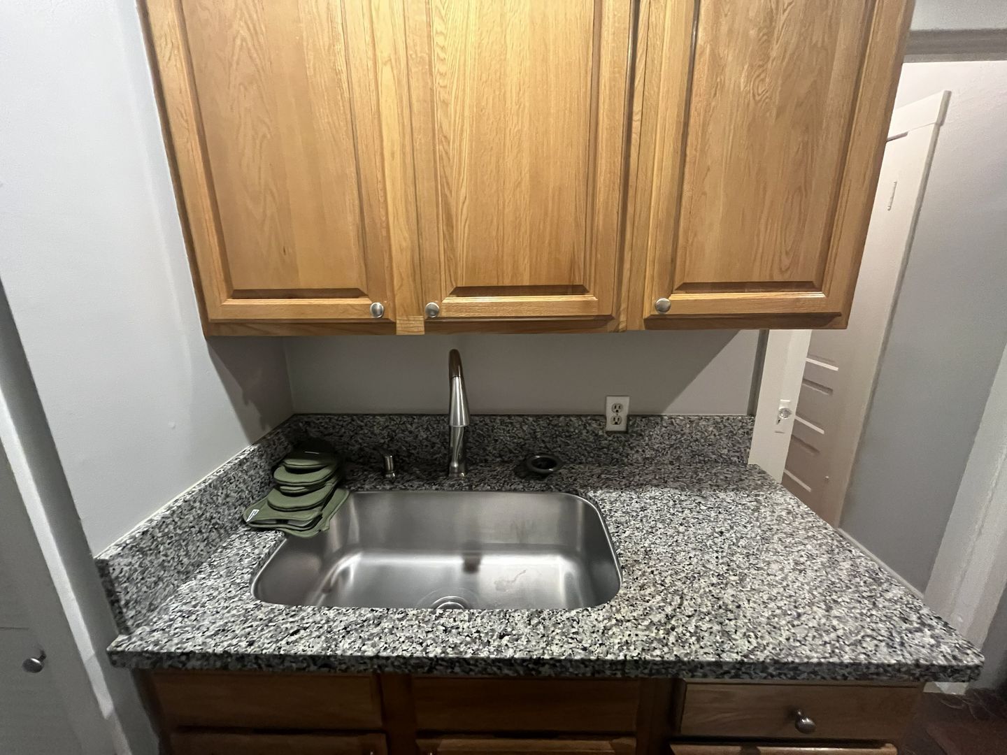 2612-2614 Q ST  - Sacramento - California - 1 bed, 1 bath rental property