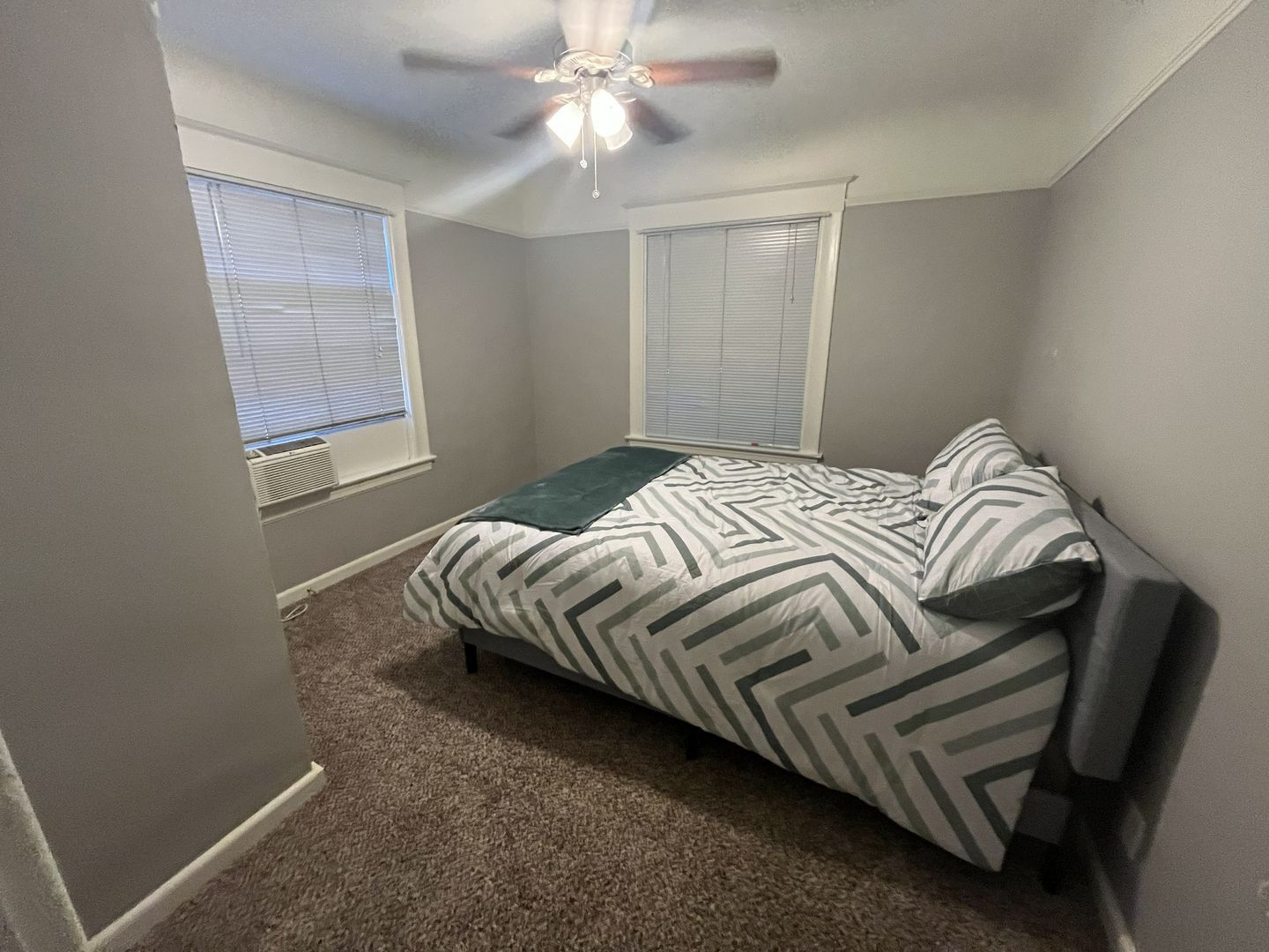 2612-2614 Q ST  - Sacramento - California - 2 bed, 1 bath rental property