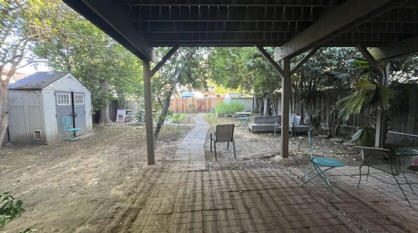 2612-2614 Q ST  - Sacramento - California - 2 bed, 1 bath rental property