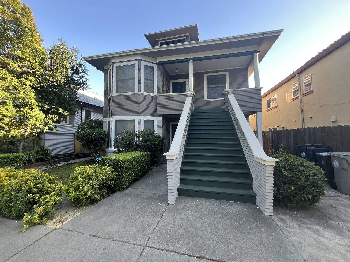 2612-2614 Q ST  - Sacramento - California - 2 bed, 1 bath rental property