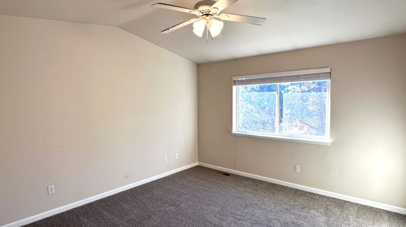 2614 SW Cascade Mountain Lane - Redmond - Oregon - 3 bed, 2.5 bath rental property