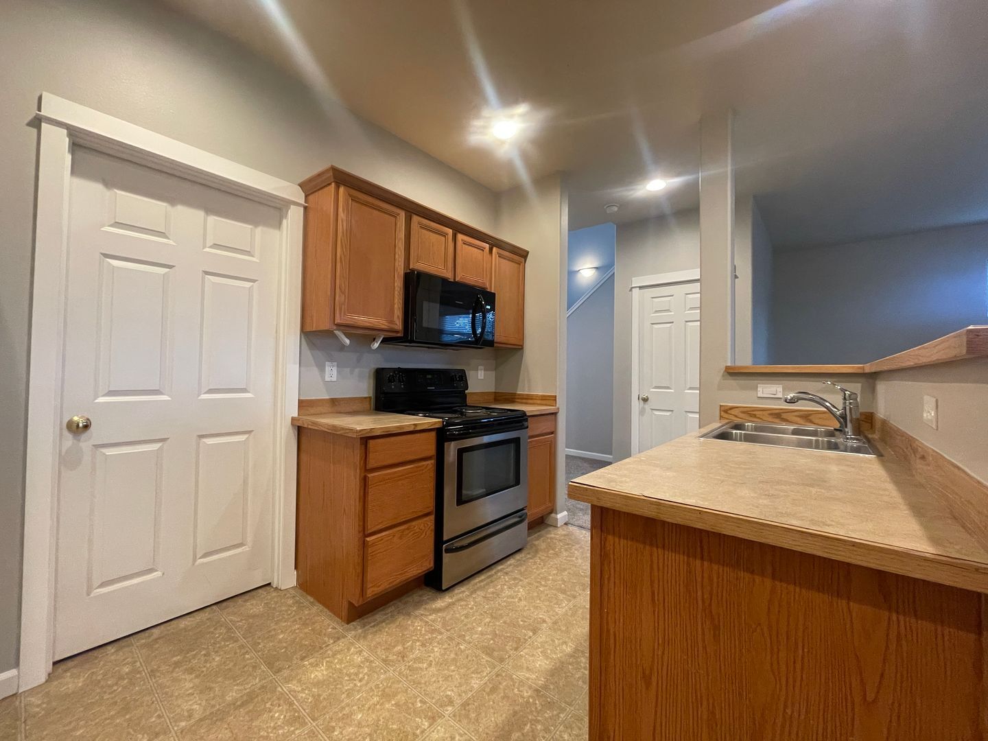 2614 SW Cascade Mountain Lane - Redmond - Oregon - 3 bed, 2.5 bath rental property