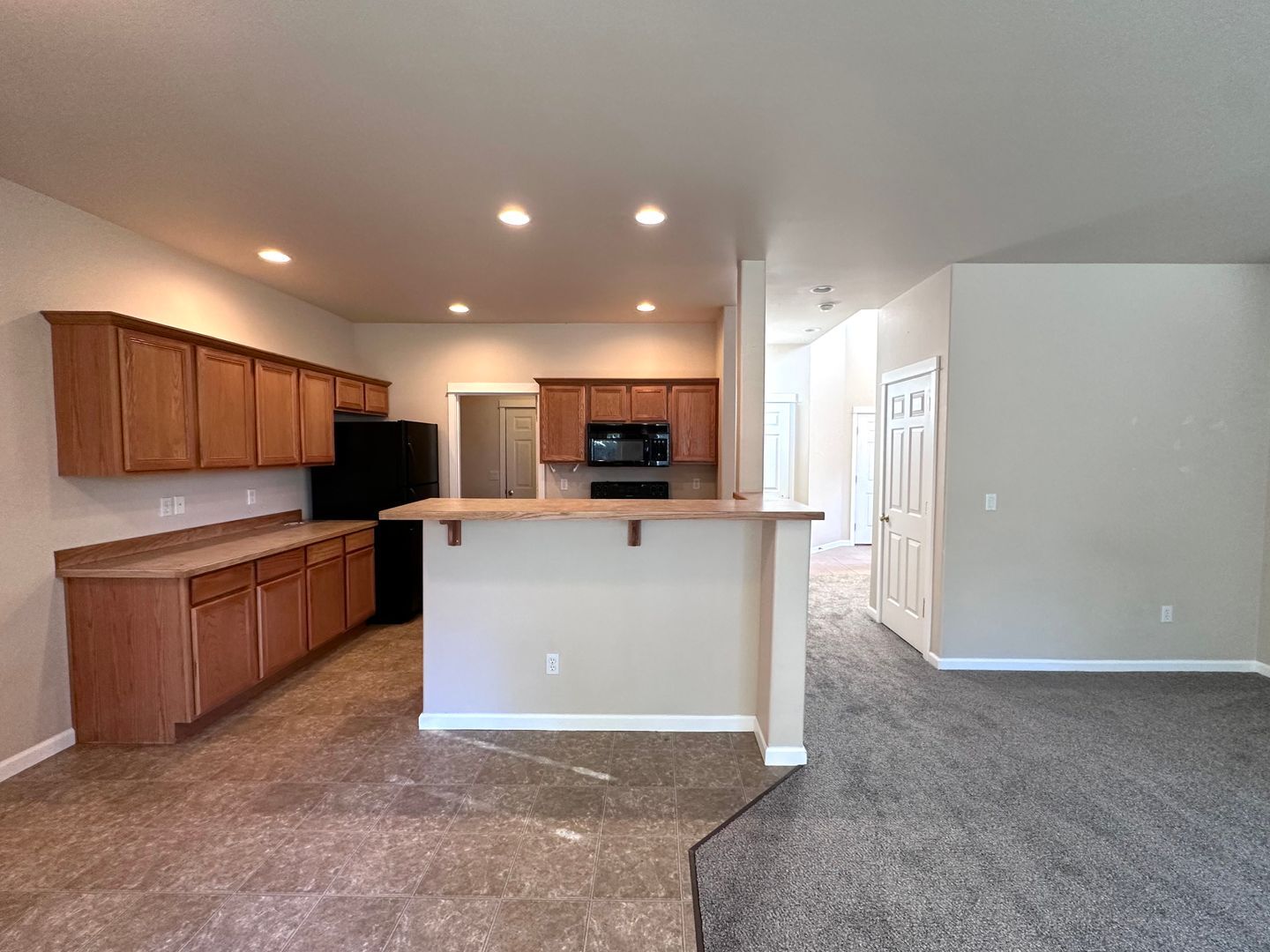 2614 SW Cascade Mountain Lane - Redmond - Oregon - 3 bed, 2.5 bath rental property