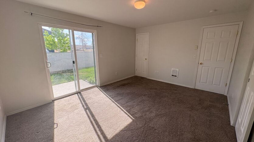2708 - 2710 NW 8th Street - Redmond - Oregon - 3 bed, 2 bath rental property