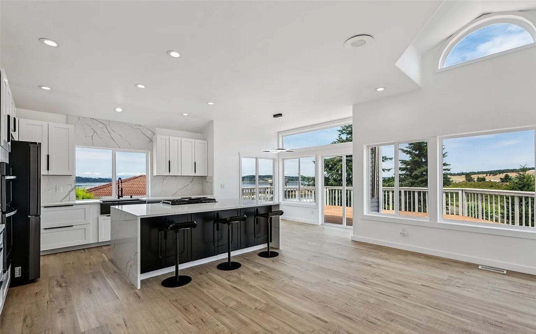 2805 Chambers Bay Drive - Steilacoom - Washington - 4 bed, 3 bath rental property