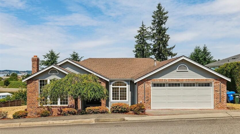 2805 Chambers Bay Drive - Steilacoom - Washington - 4 bed, 3 bath rental property