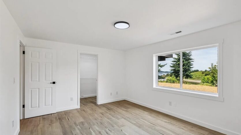 2805 Chambers Bay Drive - Steilacoom - Washington - 4 bed, 3 bath rental property