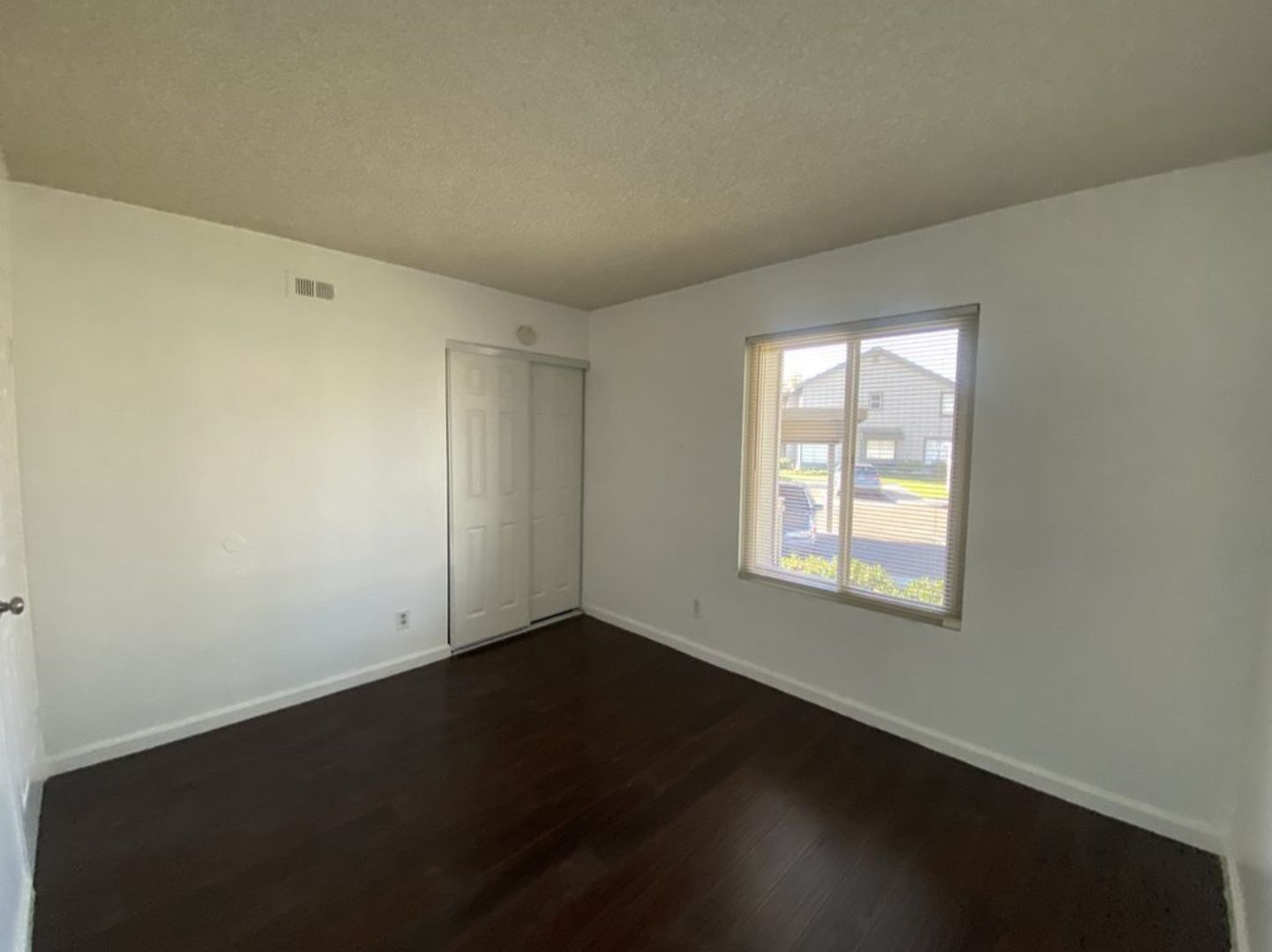 2872 Casey St Unit B - San Diego - California - 3 bed, 2 bath rental property