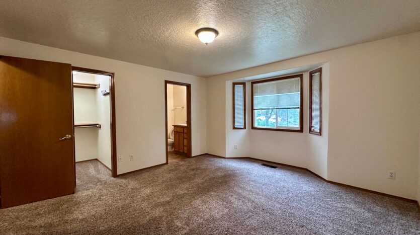 2935 SW Charity Ct. - Troutdale - Oregon - 2 bed, 2 bath rental property