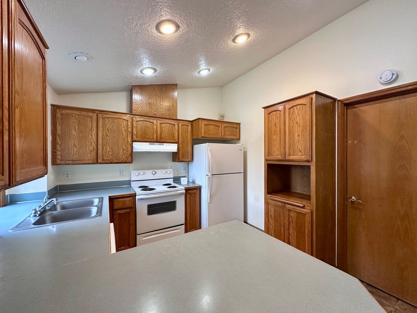 2935 SW Charity Ct. - Troutdale - Oregon - 2 bed, 2 bath rental property