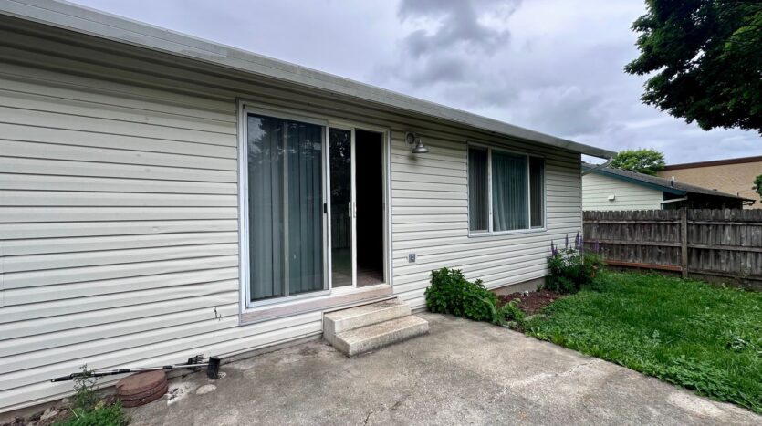 2935 SW Charity Ct. - Troutdale - Oregon - 2 bed, 2 bath rental property