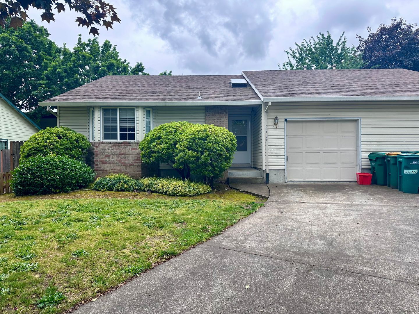 2935 SW Charity Ct. - Troutdale - Oregon - 2 bed, 2 bath rental property