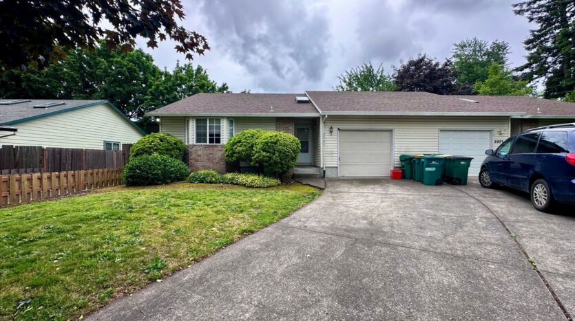 2935 SW Charity Ct. - Troutdale - Oregon - 2 bed, 2 bath rental property