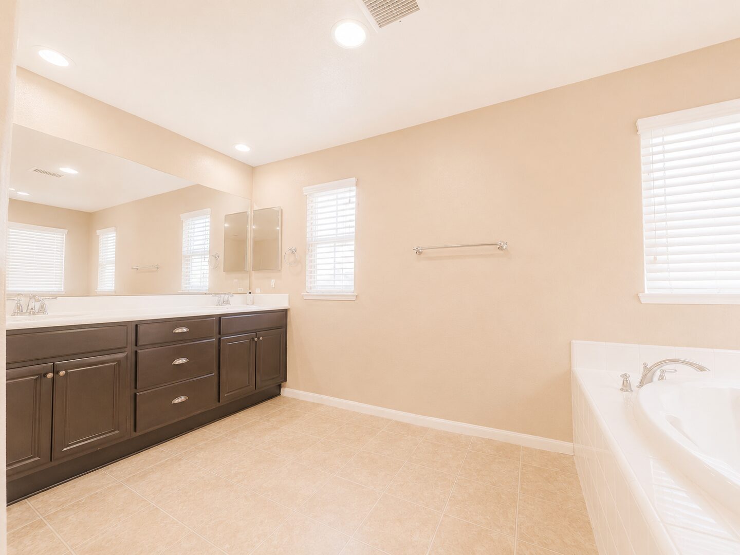 29522 Greenbelt Cir - Menifee - California - 3 bed, 2.5 bath rental property