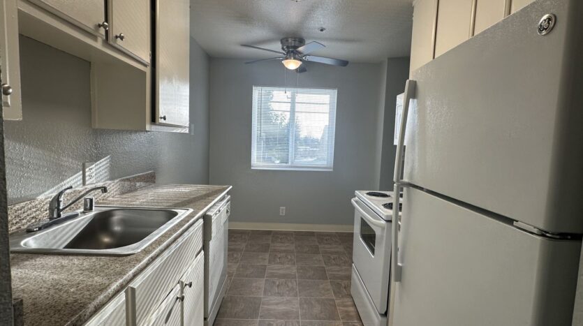 29536 Dixon St #3 - Hayward - California - 2 bed, 2 bath rental property