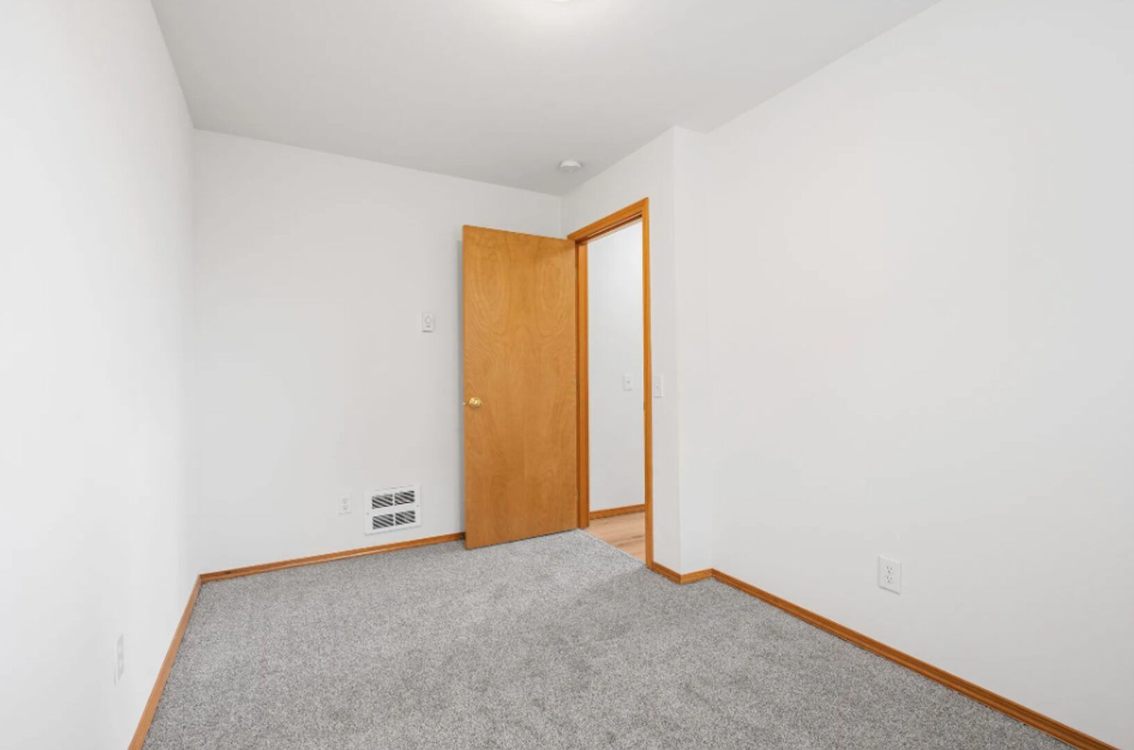 3010 Norton Ave - Everett - Washington - 4 bed, 2 bath rental property