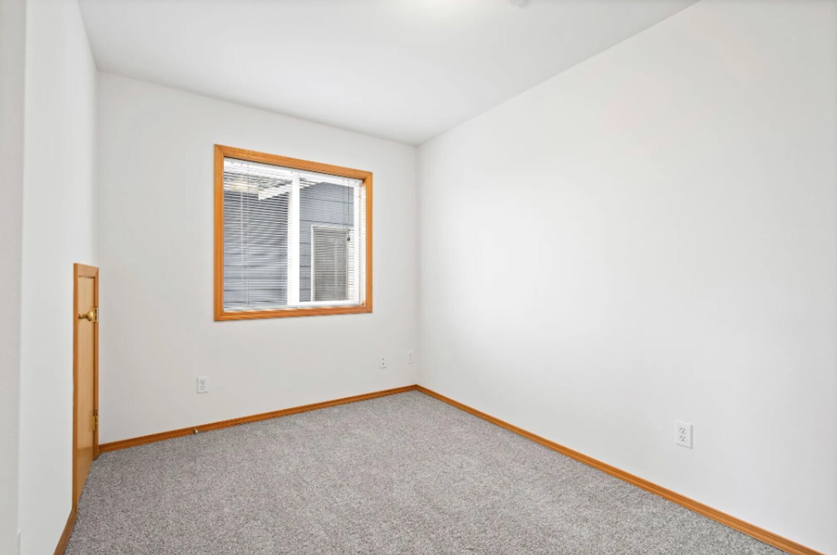 3010 Norton Ave - Everett - Washington - 4 bed, 2 bath rental property