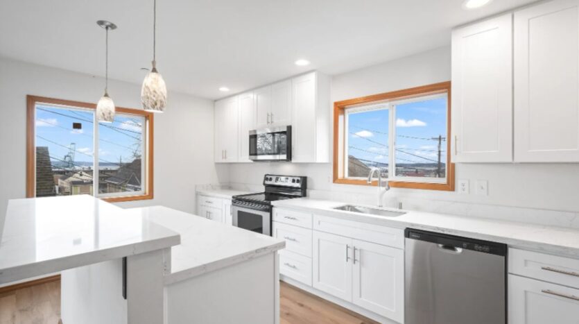 3010 Norton Ave - Everett - Washington - 4 bed, 2 bath rental property