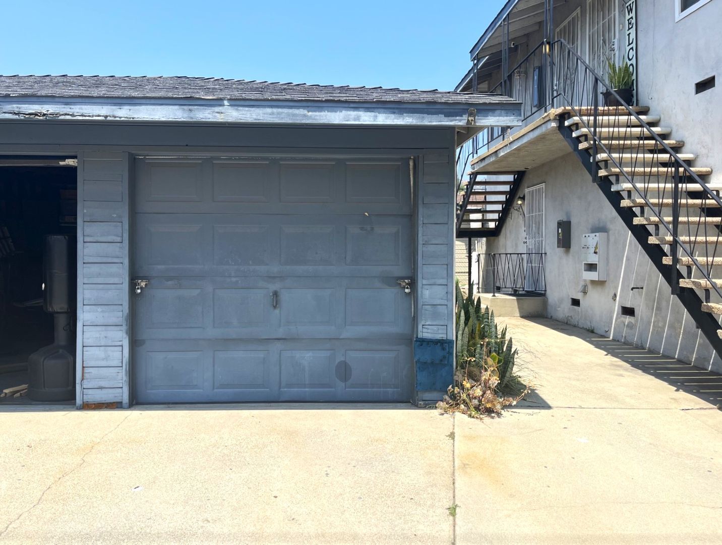 307-319 E 6th St - Azusa - California - 1 bed, 1 bath rental property