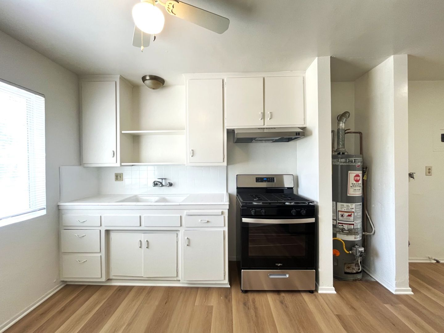 307-319 E 6th St - Azusa - California - 1 bed, 1 bath rental property