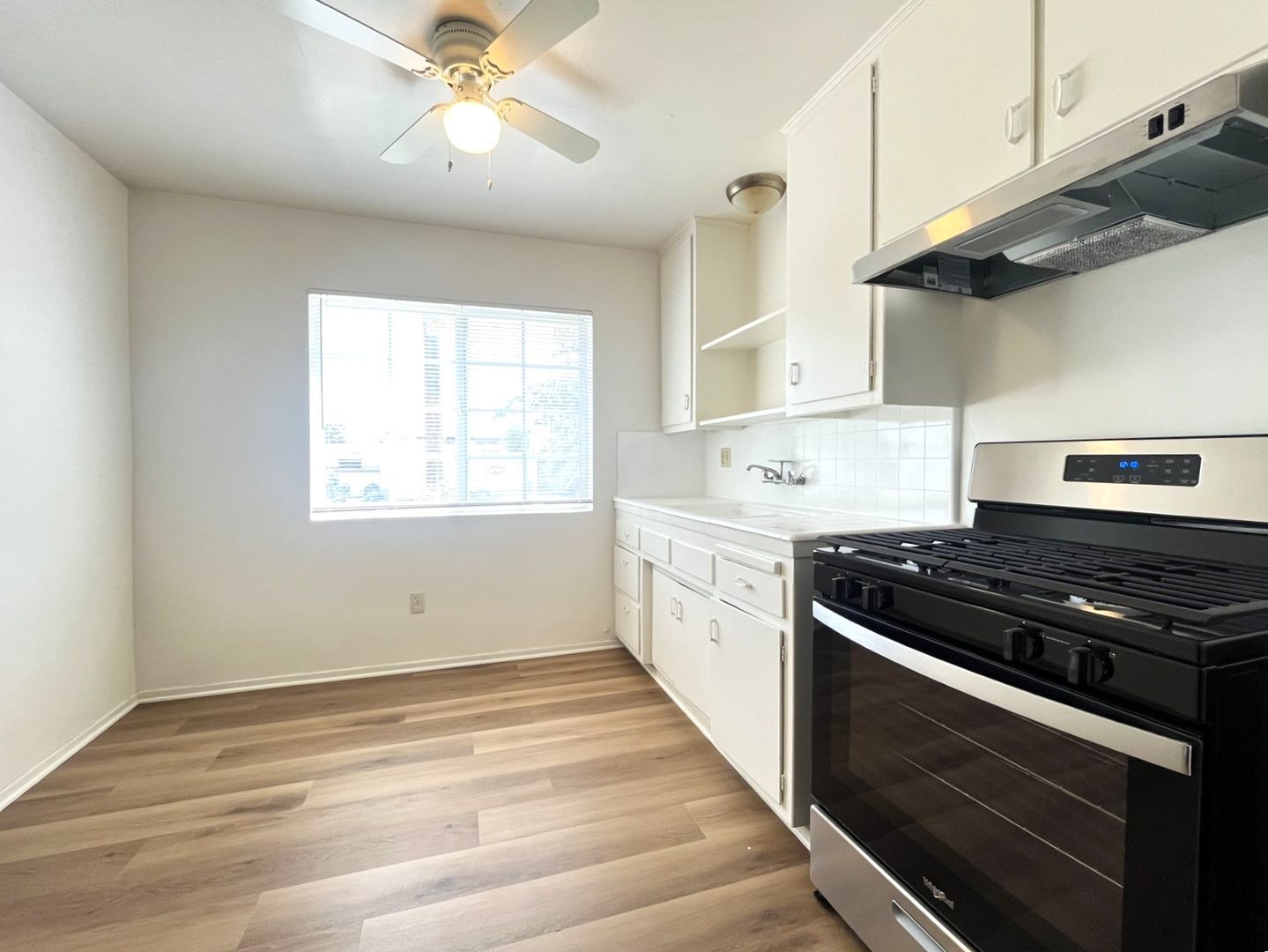 307-319 E 6th St - Azusa - California - 1 bed, 1 bath rental property