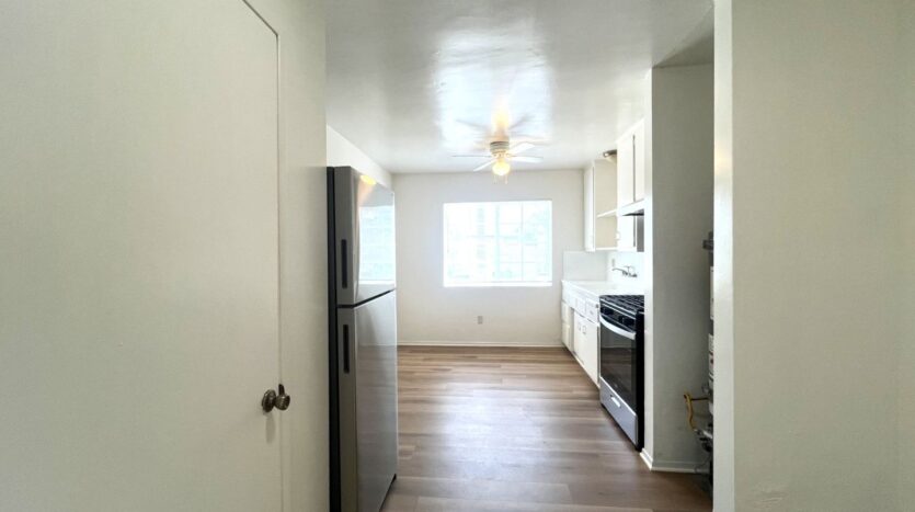 307-319 E 6th St - Azusa - California - 1 bed, 1 bath rental property