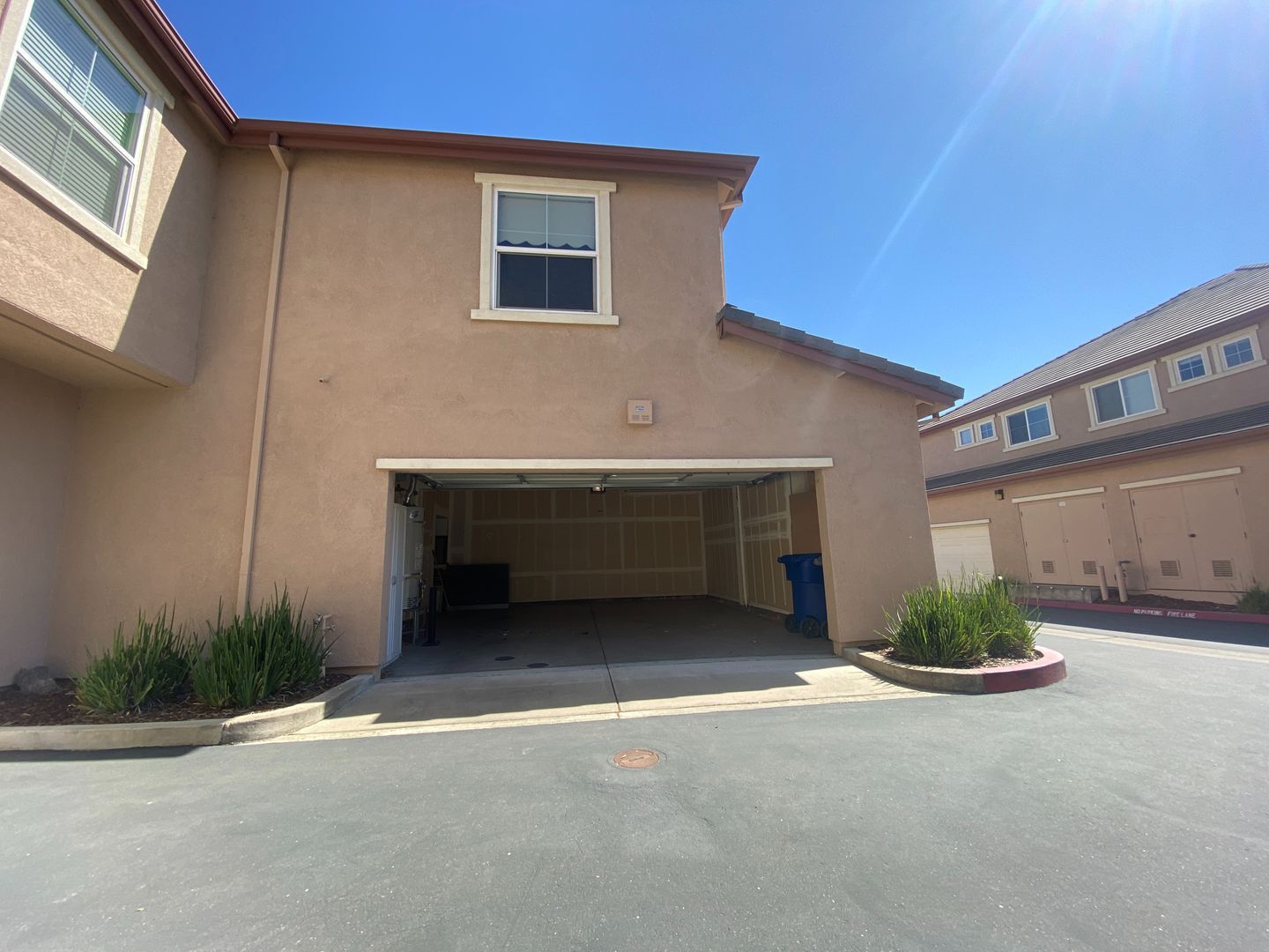 313 Blossom Rock Ln #65 - Folsom - California - 2 bed, 2.5 bath rental property