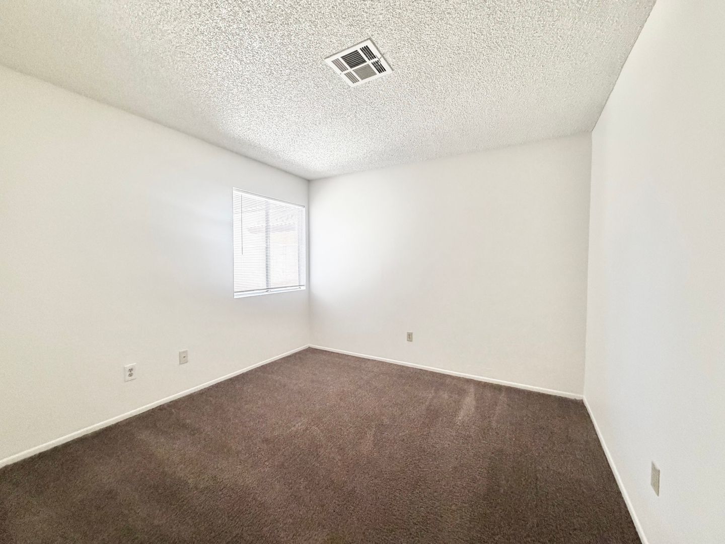 31675 Avenida Valdez - B - Cathedral City - California - 3 bed, 2 bath rental property