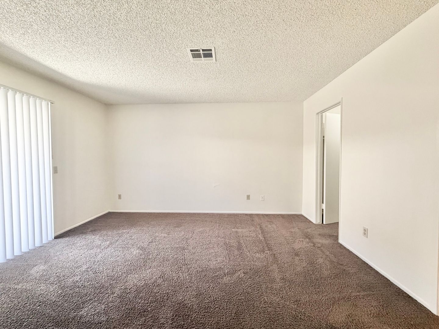 31675 Avenida Valdez - B - Cathedral City - California - 3 bed, 2 bath rental property