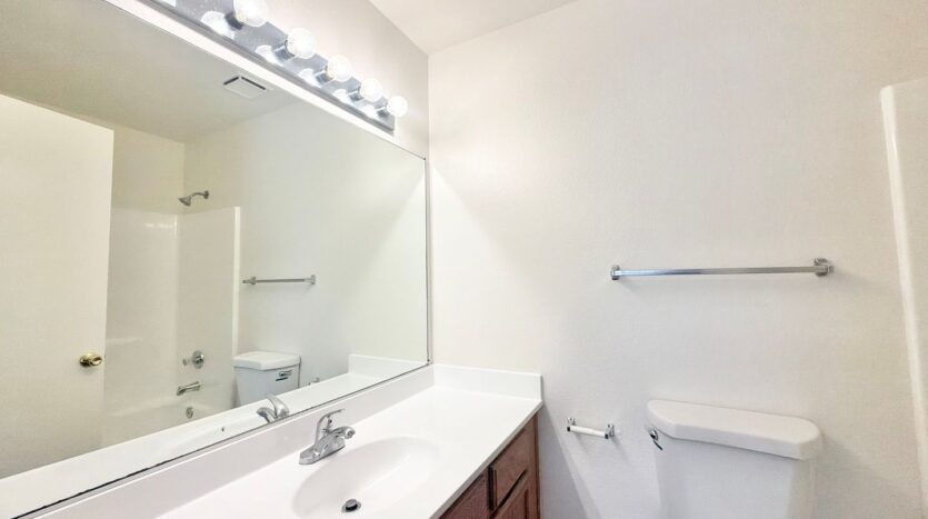 31675 Avenida Valdez - B - Cathedral City - California - 3 bed, 2 bath rental property