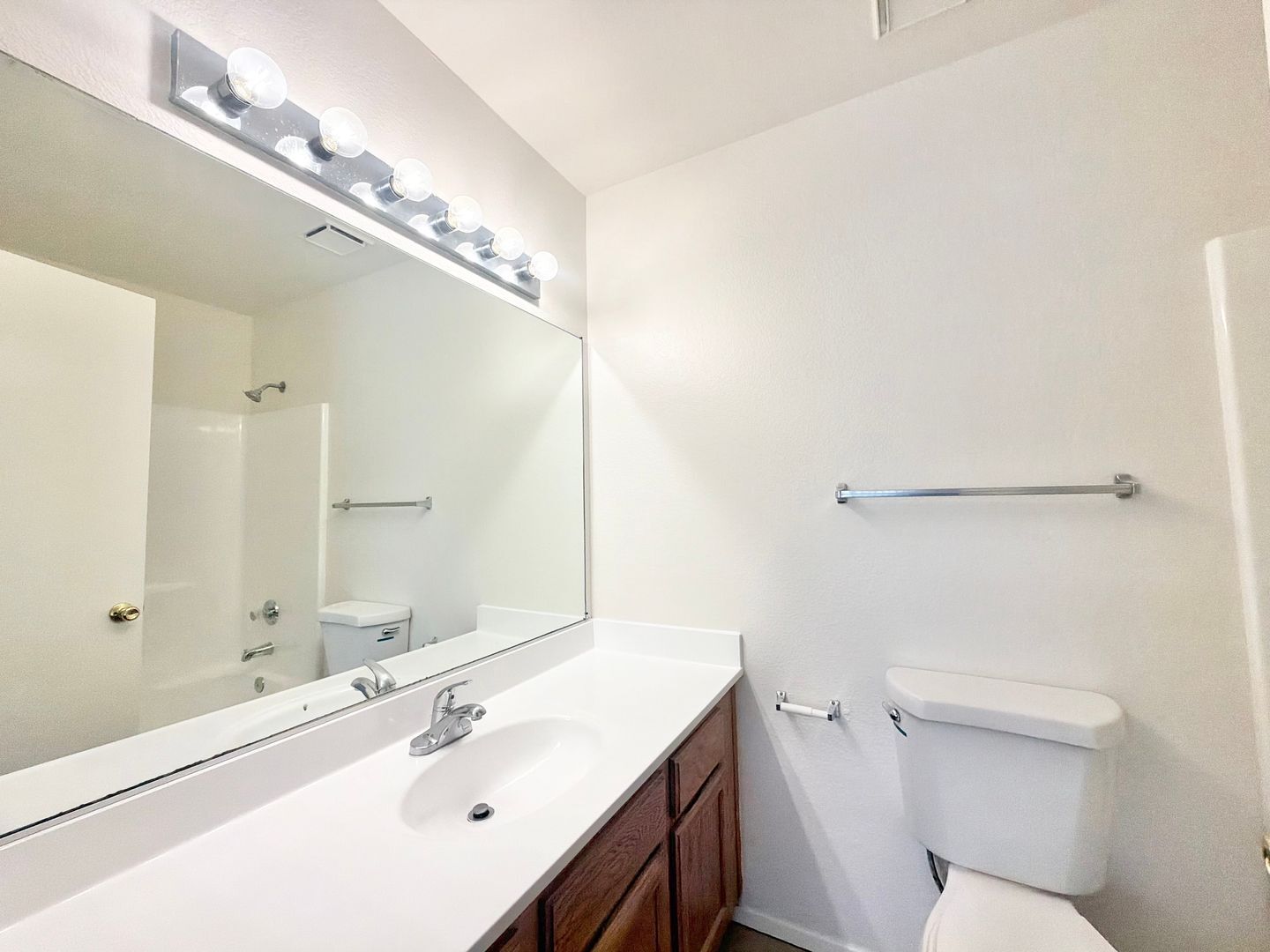 31675 Avenida Valdez - B - Cathedral City - California - 3 bed, 2 bath rental property
