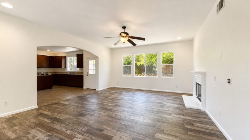 31880 Corte San Pablo - Winchester - California - 5 bed, 3.5 bath rental property