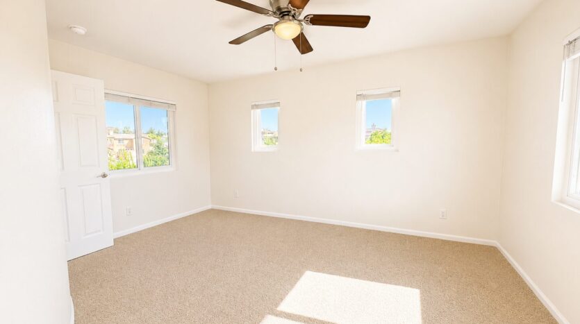 31880 Corte San Pablo - Winchester - California - 5 bed, 3.5 bath rental property