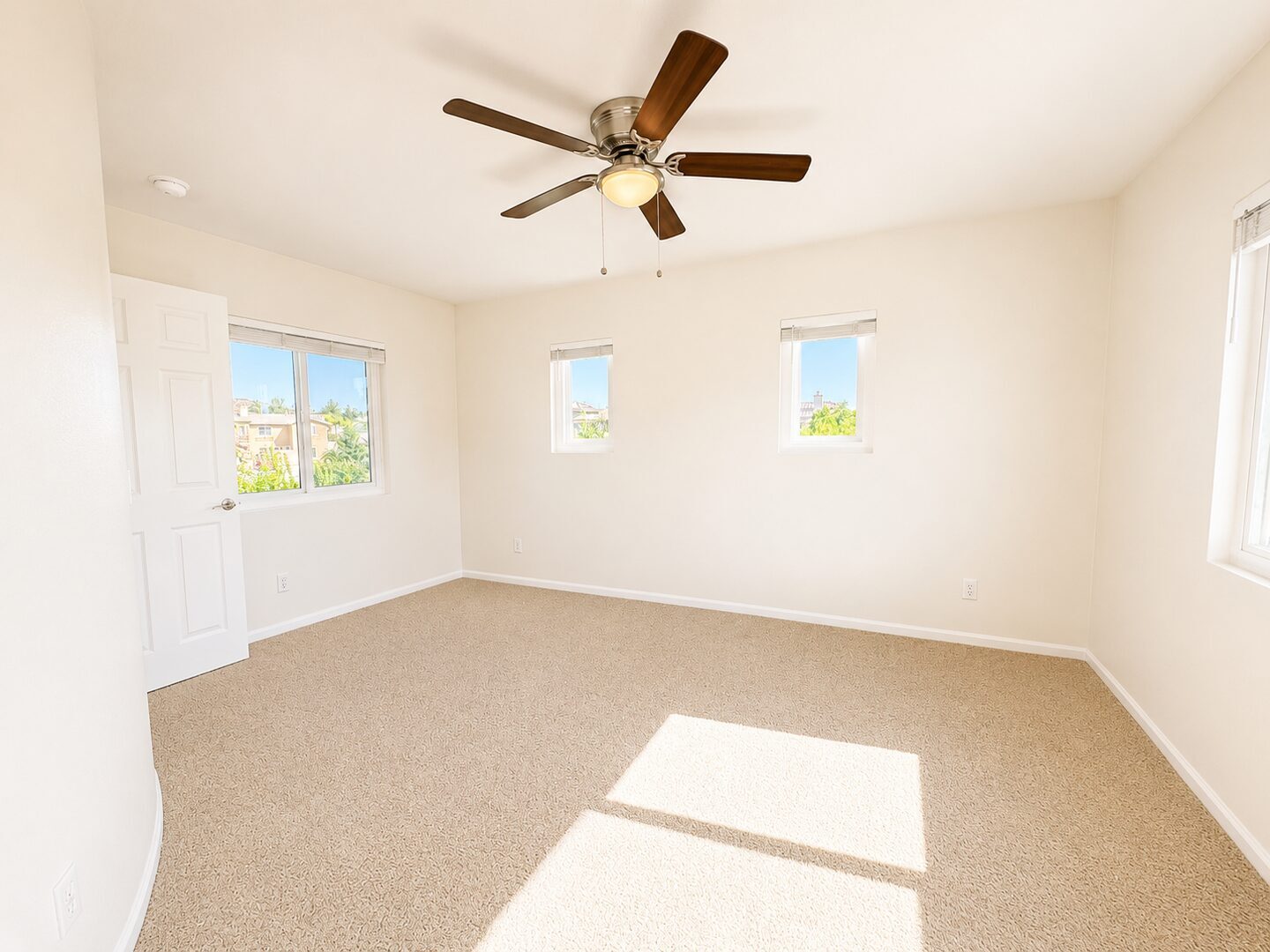 31880 Corte San Pablo - Winchester - California - 5 bed, 3.5 bath rental property