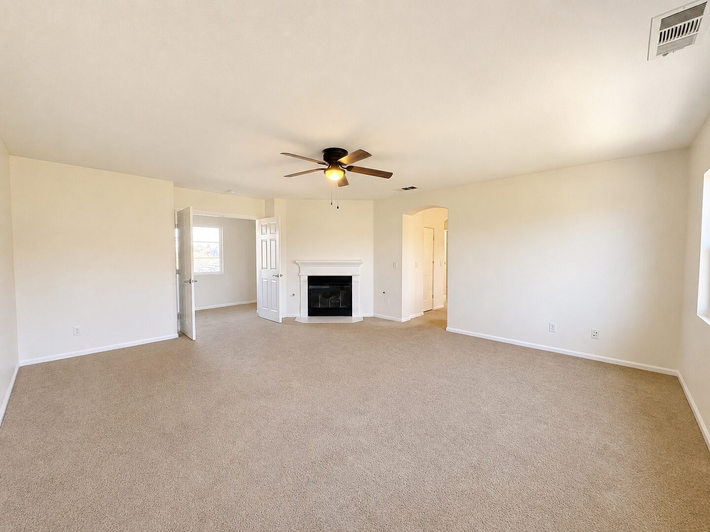 31880 Corte San Pablo - Winchester - California - 5 bed, 3.5 bath rental property