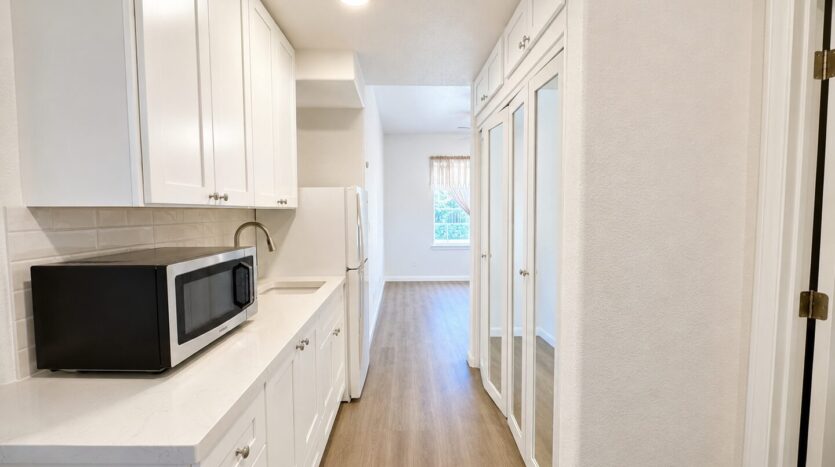 31880 Corte San Pablo - Winchester - California - 5 bed, 3.5 bath rental property