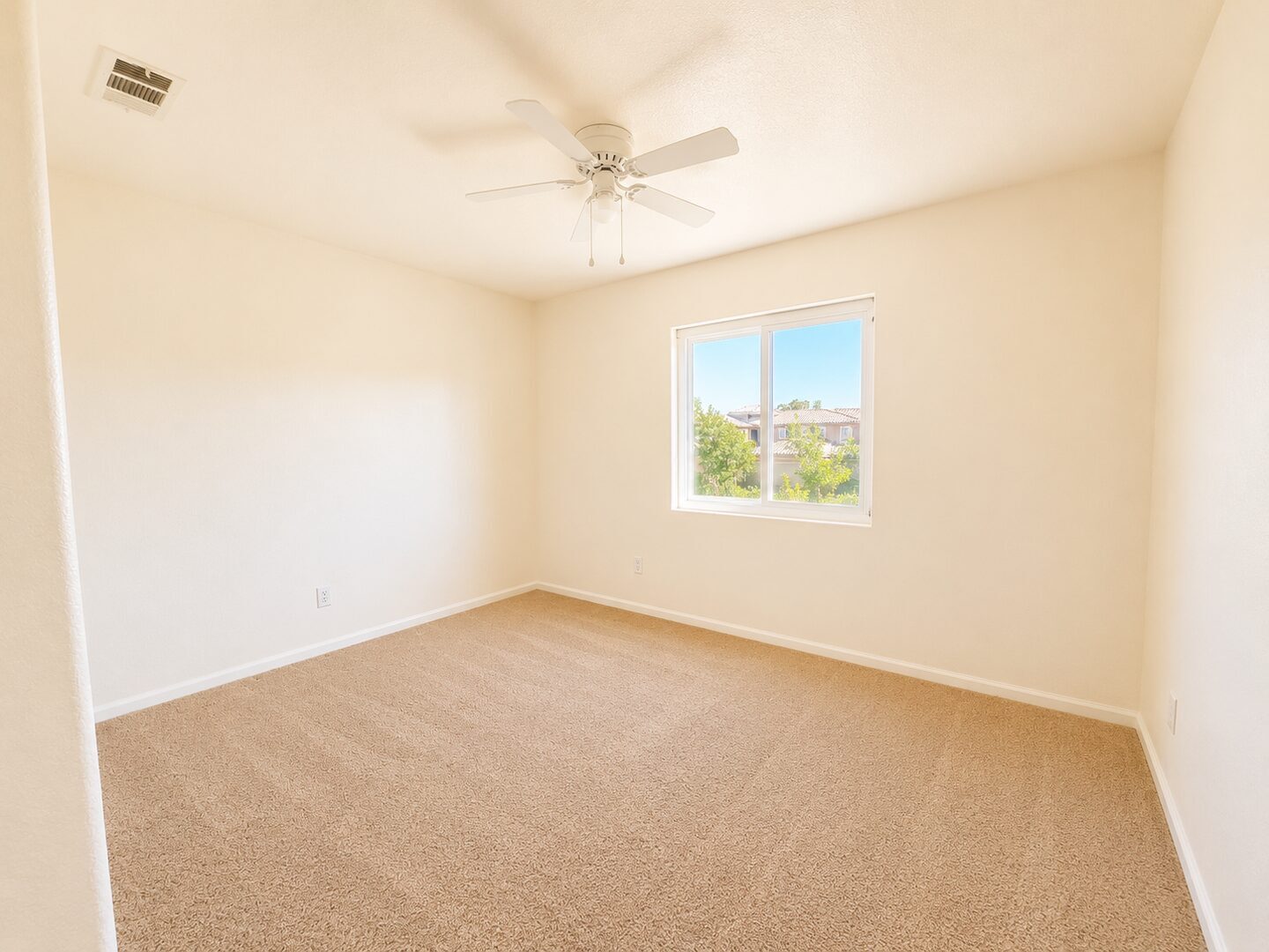 31880 Corte San Pablo - Winchester - California - 5 bed, 3.5 bath rental property
