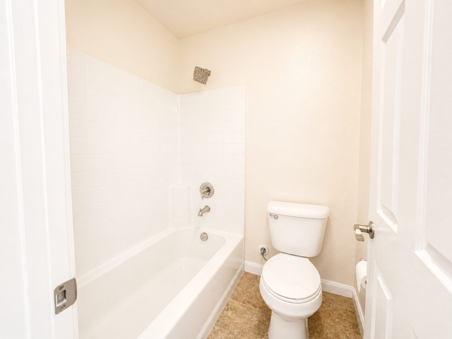 31880 Corte San Pablo - Winchester - California - 5 bed, 3.5 bath rental property
