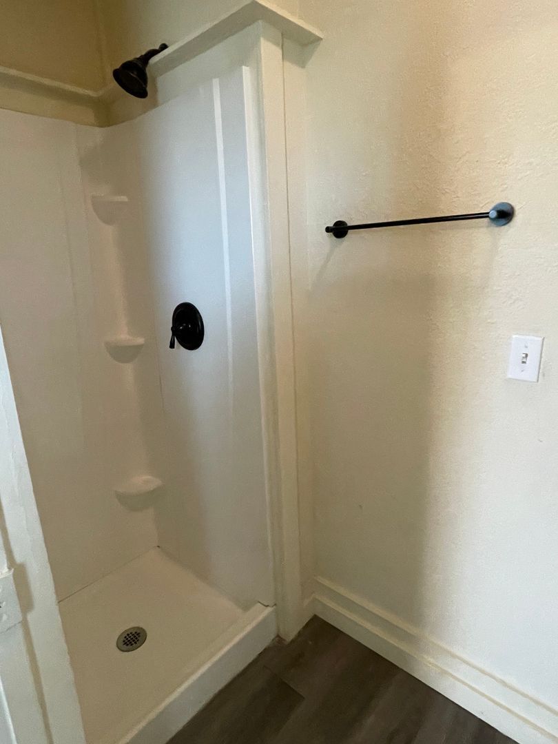 327 N. 4th St. - #6 - Mount Vernon - Washington - 1 bath rental property