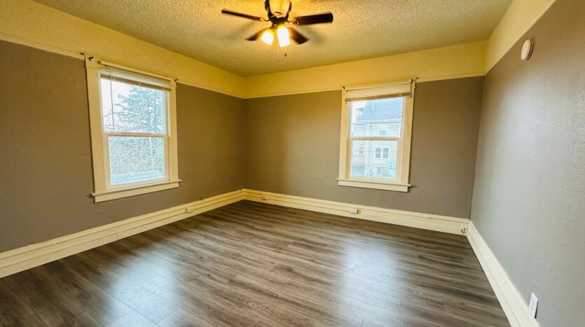 327 N. 4th St. - #6 - Mount Vernon - Washington - 1 bath rental property