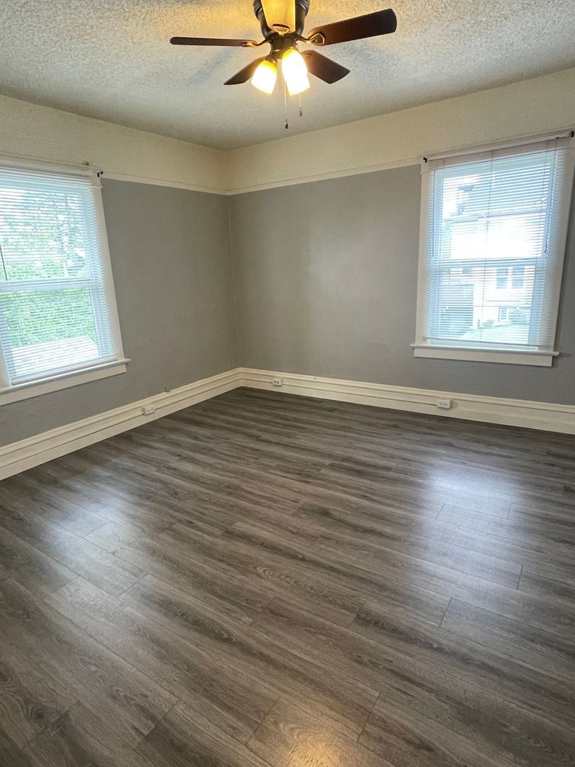 327 N. 4th St. - #6 - Mount Vernon - Washington - 1 bath rental property